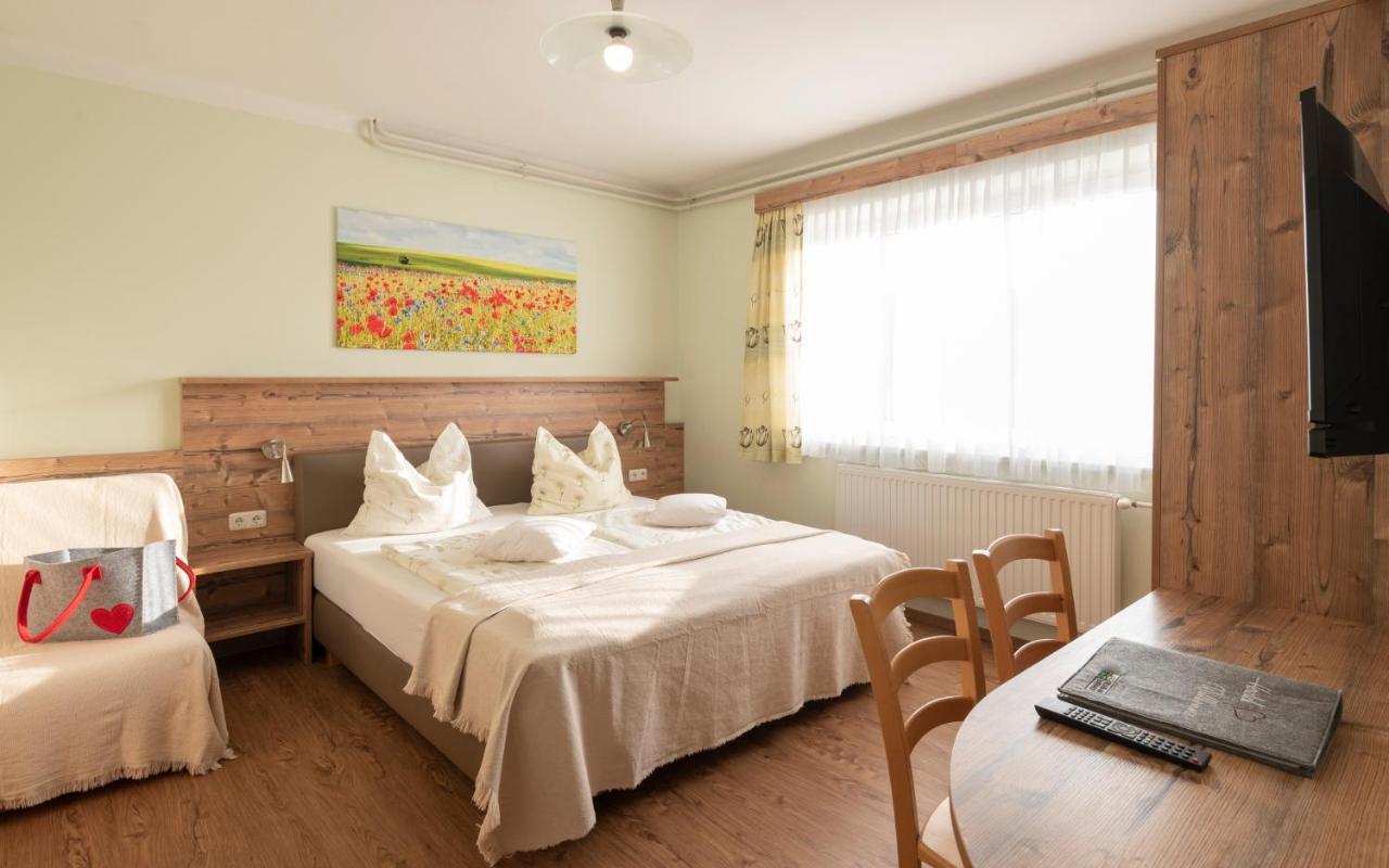 Gasthof Pension Orthofer Sankt Jakob im Walde Zewnętrze zdjęcie